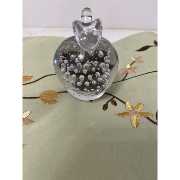 Vtg. Art Glass Clear Apple Paperweight Control Bubbles with Clear Leaves - Picture 2 of 7